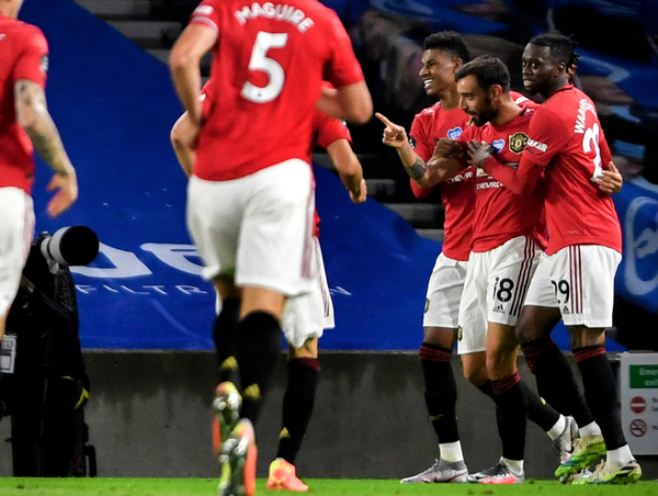 Manchester United trepa a puestos europeos