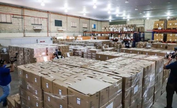 HOY / Comisión de control da su "visto bueno" a Salud para nuevas compras de insumos médicos