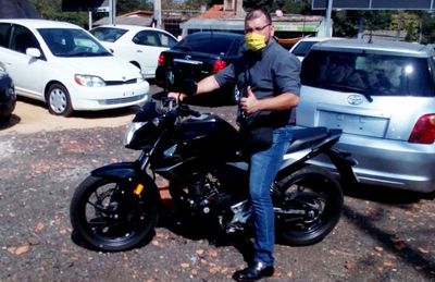 Hallan cadáver y vehículo incinerados - Judiciales y Policiales - ABC Color