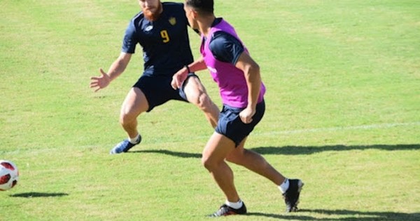 Luqueño y 12 abren amistosos