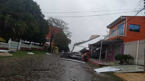Breve temporal causó destrozos en el Alto Paraná y alrededores