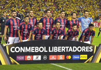 Cerro confirmó a uno y despidió a otro