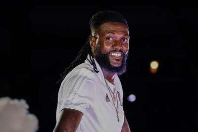 De mutuo acuerdo, la relación entre Olimpia y Emmanuel Adebayor llegó a su final