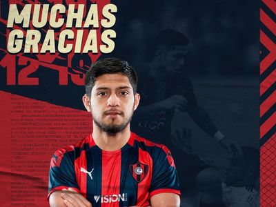 Cerro anuncia salida de Sergio Díaz