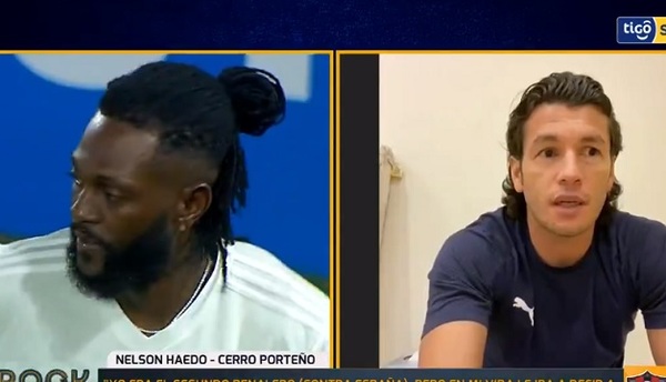 "Le felicité a los dirigentes de Olimpia", dice Haedo sobre Adebayor