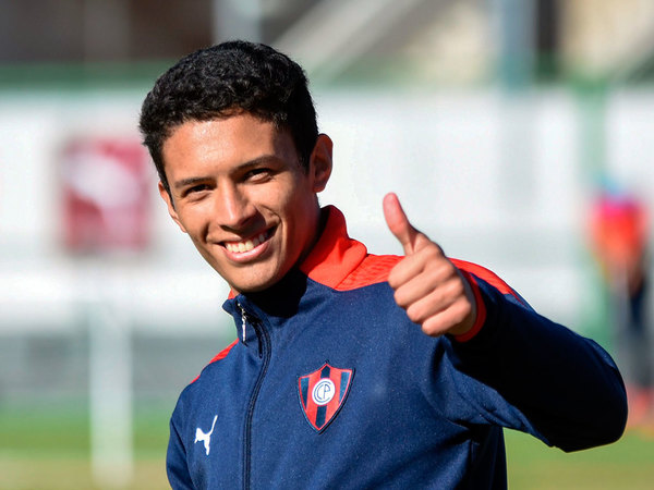 Cerro Porteño suma cuatro juveniles a su plantel de Primera