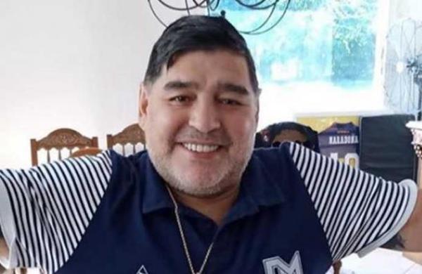 ¿Maradona como DT de la selección de España? - SNT