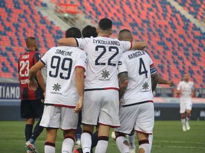 El cuarto gol consecutivo de Simeone rescata al Cagliari en Bolonia