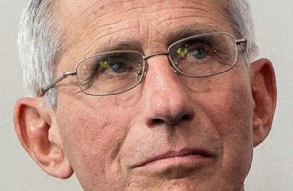 Médico asesor de Trump dice que reuniones sin mascarillas son 'una receta para el desastre' - C9N