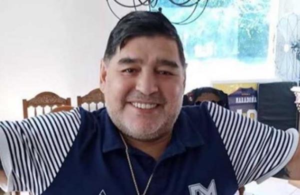 ¿Maradona como DT de la selección de España? - C9N