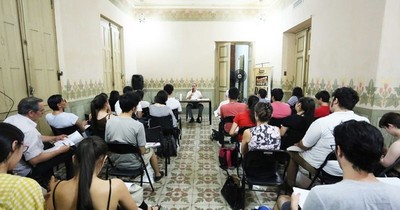 Más de 400 inscriptos para curso virtual de historia del Cabildo