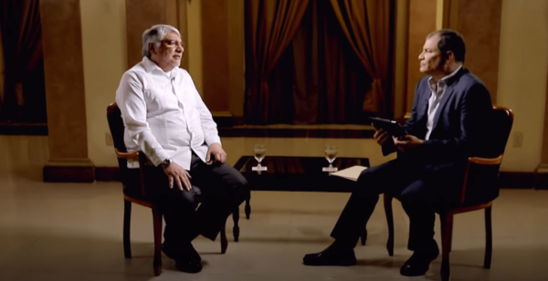 ǀVIDEOǀ Lugo pide “misericordia y justicia” para curas pedófilos ante atónita mirada de Correa