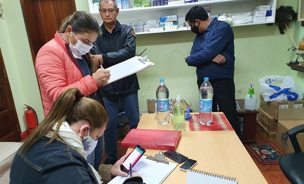 Fiscales se constituyen en Tacumbu y ordenan detención del Director y jefe de seguridad