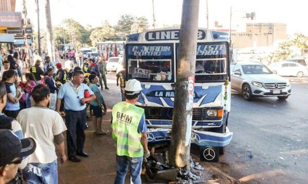 CHATARRA casi causa una TRAGEDIA EN CDE