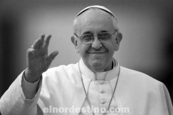 El Papa Francisco pide a los fieles católicos de todo el mundo que tengan esperanza porque esta realiza lo inimaginable