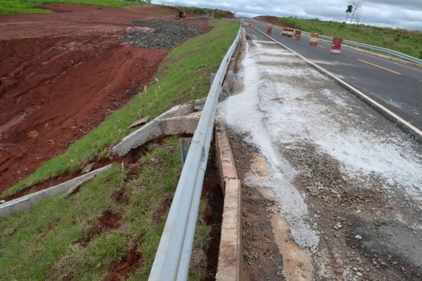 Clausuran nueva “ruta de la verdad” por grietas - Campo 9 Noticias