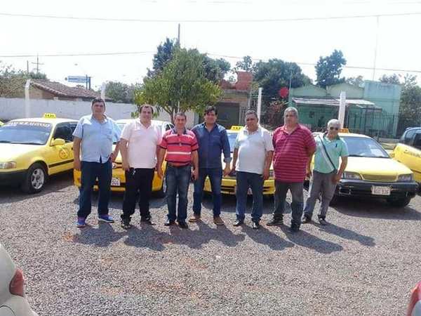 Uber y MUV nos obligan a no relajarnos y seguir mejorando, según grupo de taxistas