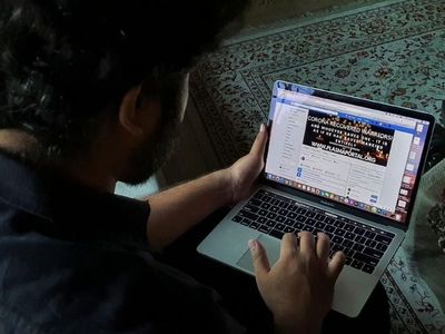 Senado brasileño aprueba polémica ley contra fake news en plena crisis