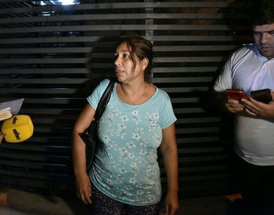 Madre e hijo en terapia por intentar abrir una bala de mortero que creyeron que contenía oro