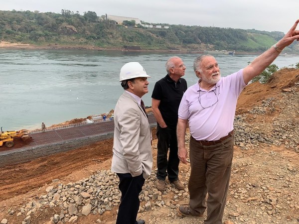 “GENERAL” de la Itaipú observo avance de las obras del SEGUNDO PUENTE, lado BRASILEÑO