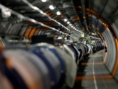En el CERN descubren una rara partícula con cuatro quarks