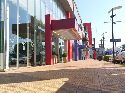 Motoasaltantes se alzan con cerca de G. 40 millones durante atraco