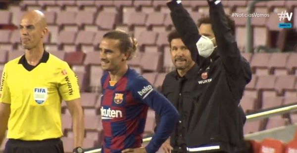 El gesto de Simeone por los pocos minutos de Griezzman en el Barcelona