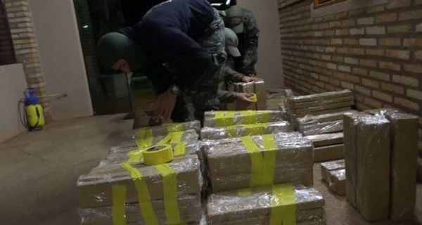 Dos detenidos con alrededor de 400 kilos de marihuana en PJC