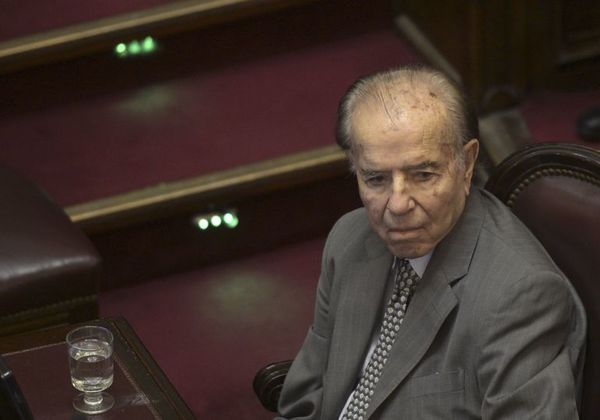 Expresidente argentino Menem nuevamente hospitalizado - Mundo - ABC Color