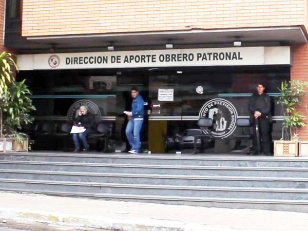 IPS propone que independientes entren al seguro obligatoriamente