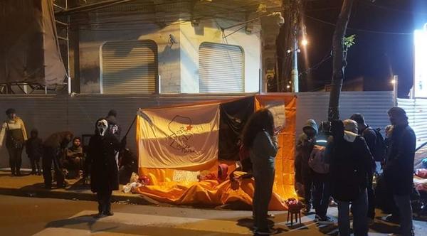 "Carpa de la resistencia" contra la corrupción y el endeudamiento – Prensa 5