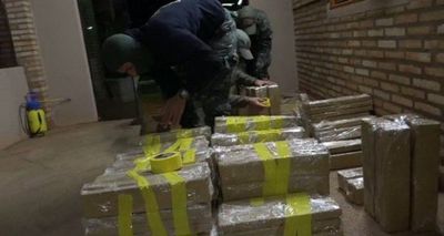Dos detenidos con alrededor de 400 kilos de marihuana en Pedro Juan Caballero