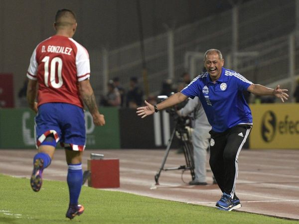 D10 En Vivo y una charla profunda sobre el fútbol con el Chiqui Arce