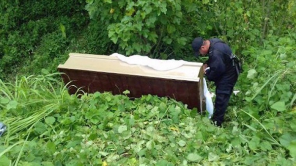Macabro hallazgo en Luque: cadáver en descomposición estaba en un ataúd