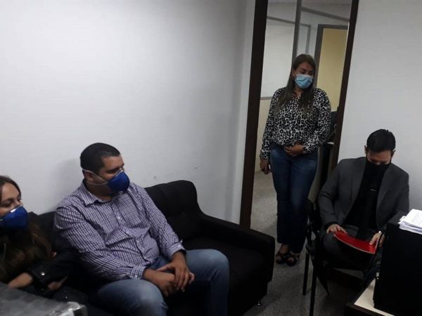 Revocan arresto domiciliario de procesado por tapabocas de la Dinac
