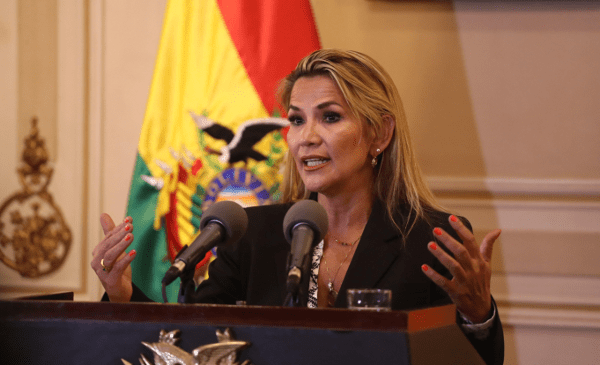 Rusia reconoció a Jeanine Áñez como “nueva líder” de Bolivia