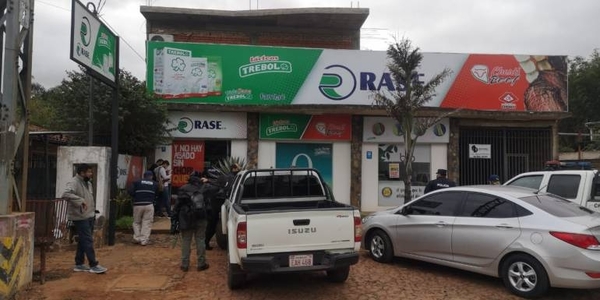 HOY / Violento asalto a local de lácteos deja dos empleados heridos en San Lorenzo