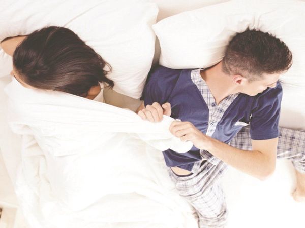 Pelea de parejas y otros conflictos que trae el frío