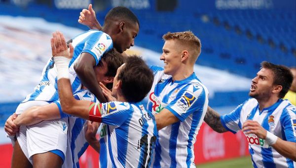 Real remonta y empuja más al Espanyol al descenso - Fútbol - ABC Color