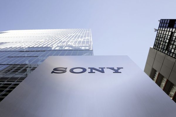 Sony está evaluando oferta por la firma china de juegos Leyou