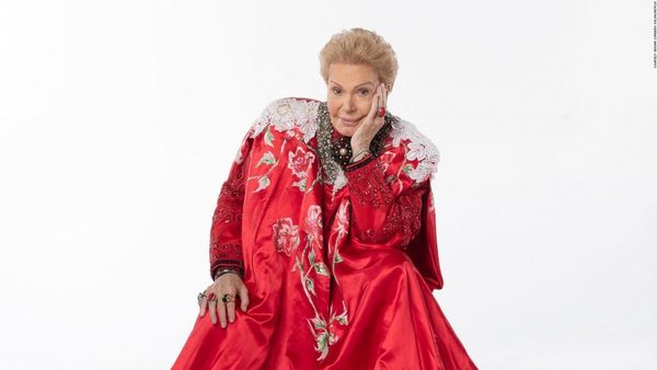 Mucho amor de parte de Walter Mercado