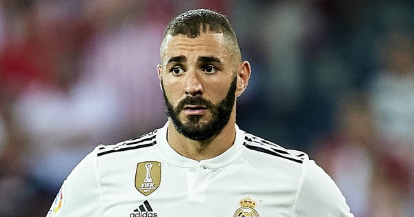 Piden enjuiciamiento para el jugador de fútbol Karim Benzema