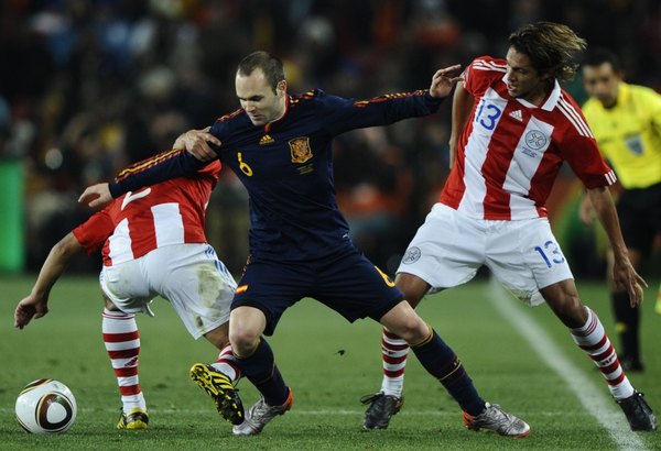 Iniesta recordó el 'complicadísimo' partido contra Paraguay en Sudáfrica 2010
