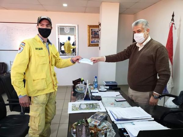 Importante ayuda de la municipalidad de Pedro Juan Caballero a bomberos Amarillo