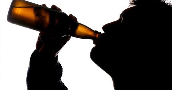 Durante cuarentena, el alcohol pasó a ser parte de la canasta familiar, aseguran