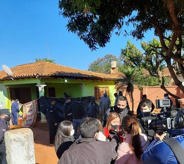 Consulado en Málaga asiste a esposa de policía que mató a toda una familia en Capiatá
