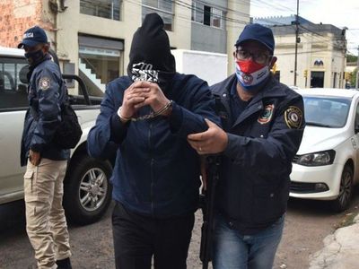 DECRETAN PRISIÓN PARA EX DIRECTOR DE TACUMBÚ