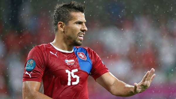 Milan Baros anuncia su retiro