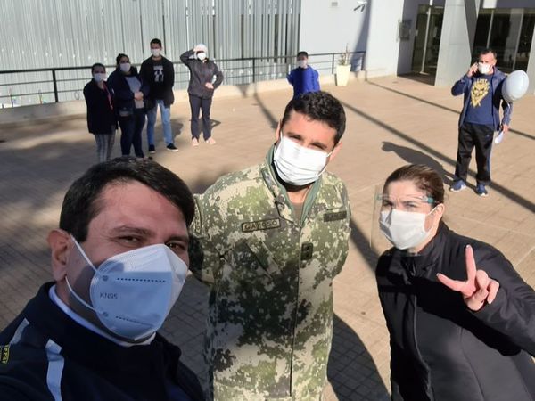 “El ciudadano es el héroe cuando se cuida y salva vidas”, dice médico recuperado de COVID-19 - Nacionales - ABC Color