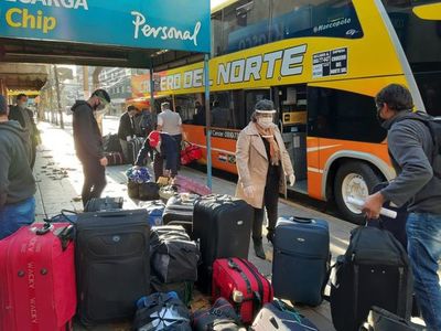 Esperan regreso de 1.300 paraguayos desde el exterior - Nacionales - ABC Color